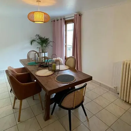 «la Vie Est Belle» Au Coeur De Apartment *